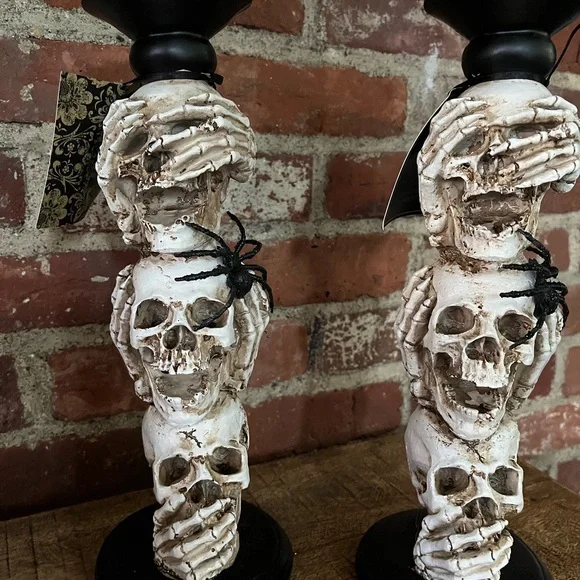 Christian Siriano skull spider candlesticks new with tags perfect for Halloween - Picture 6 of 6